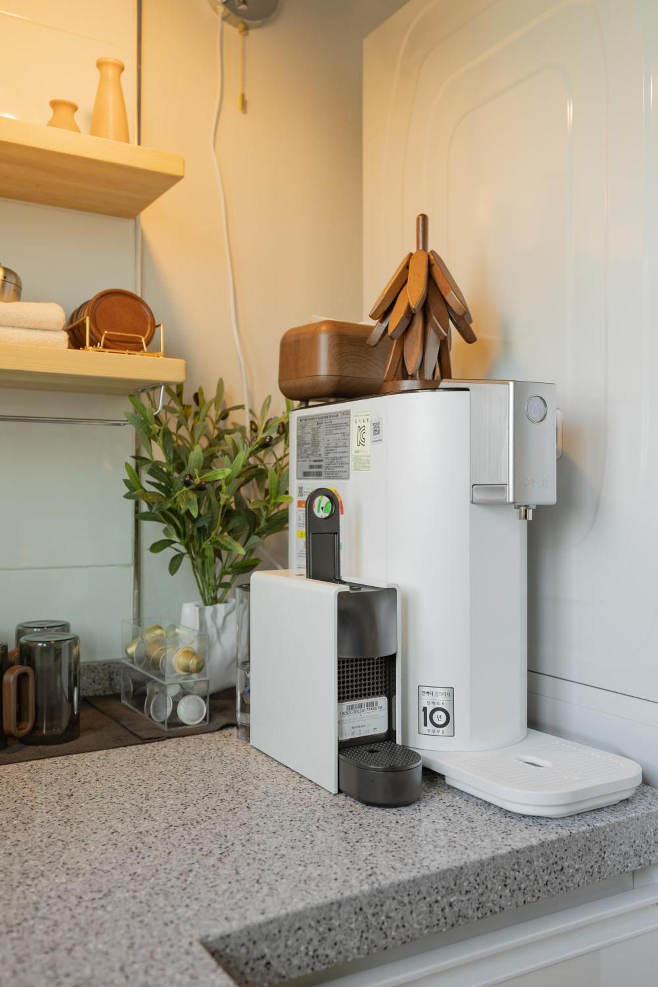 Experience The Vibrant Of At Our Stylish O-nol Apartment