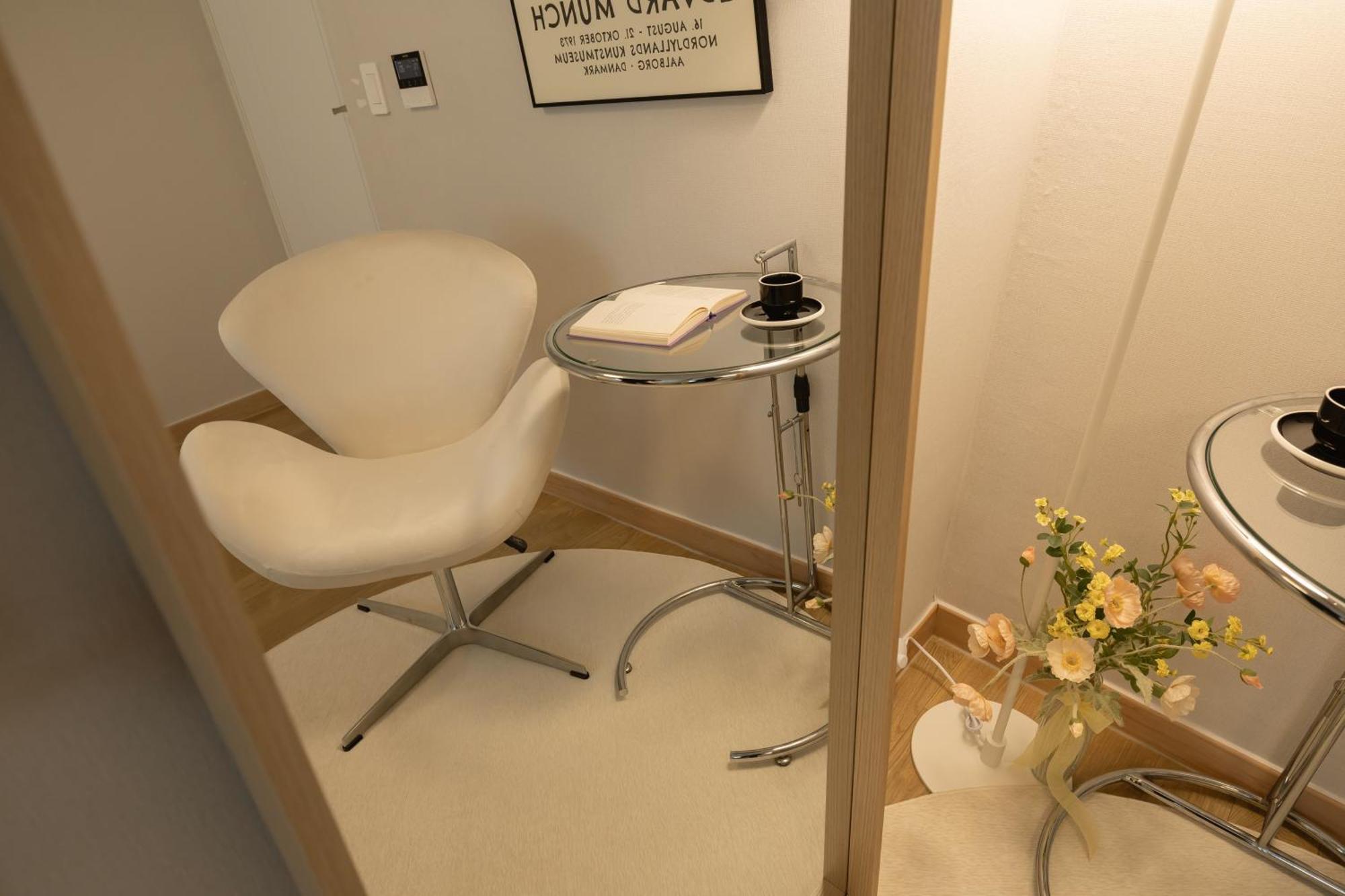 Experience The Vibrant Of At Our Stylish O-nol Seoul