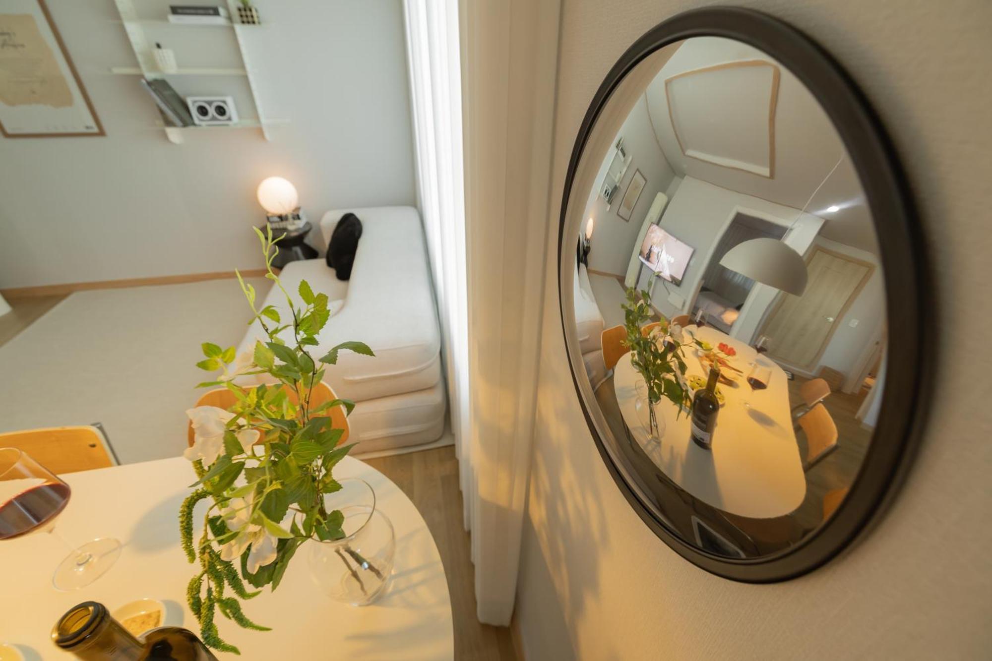 Experience The Vibrant Of At Our Stylish O-nol * Seoul