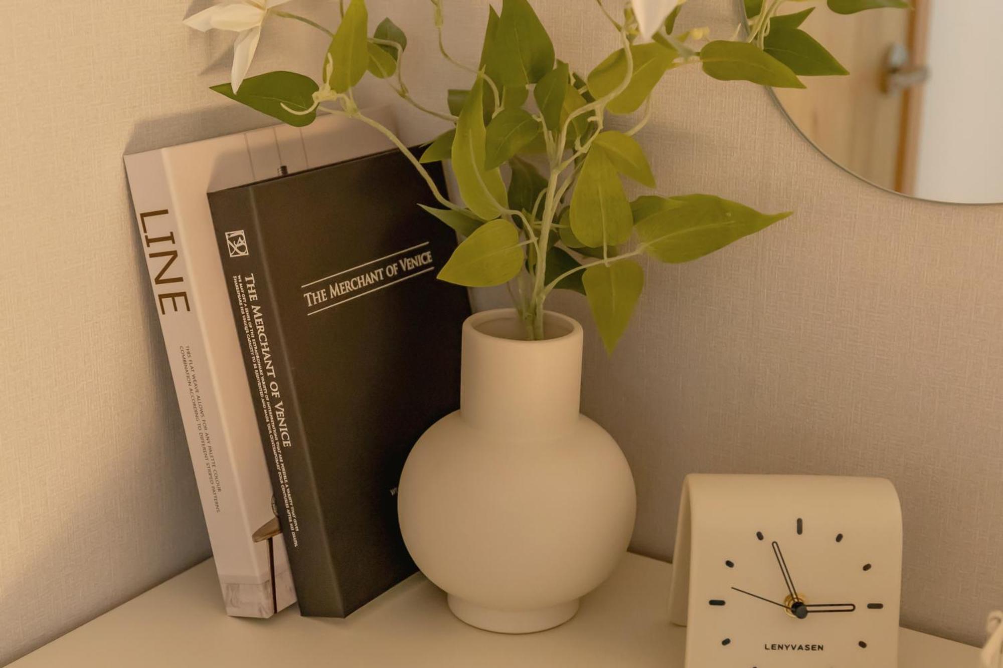 Apartment Experience The Vibrant Of At Our Stylish O-nol *