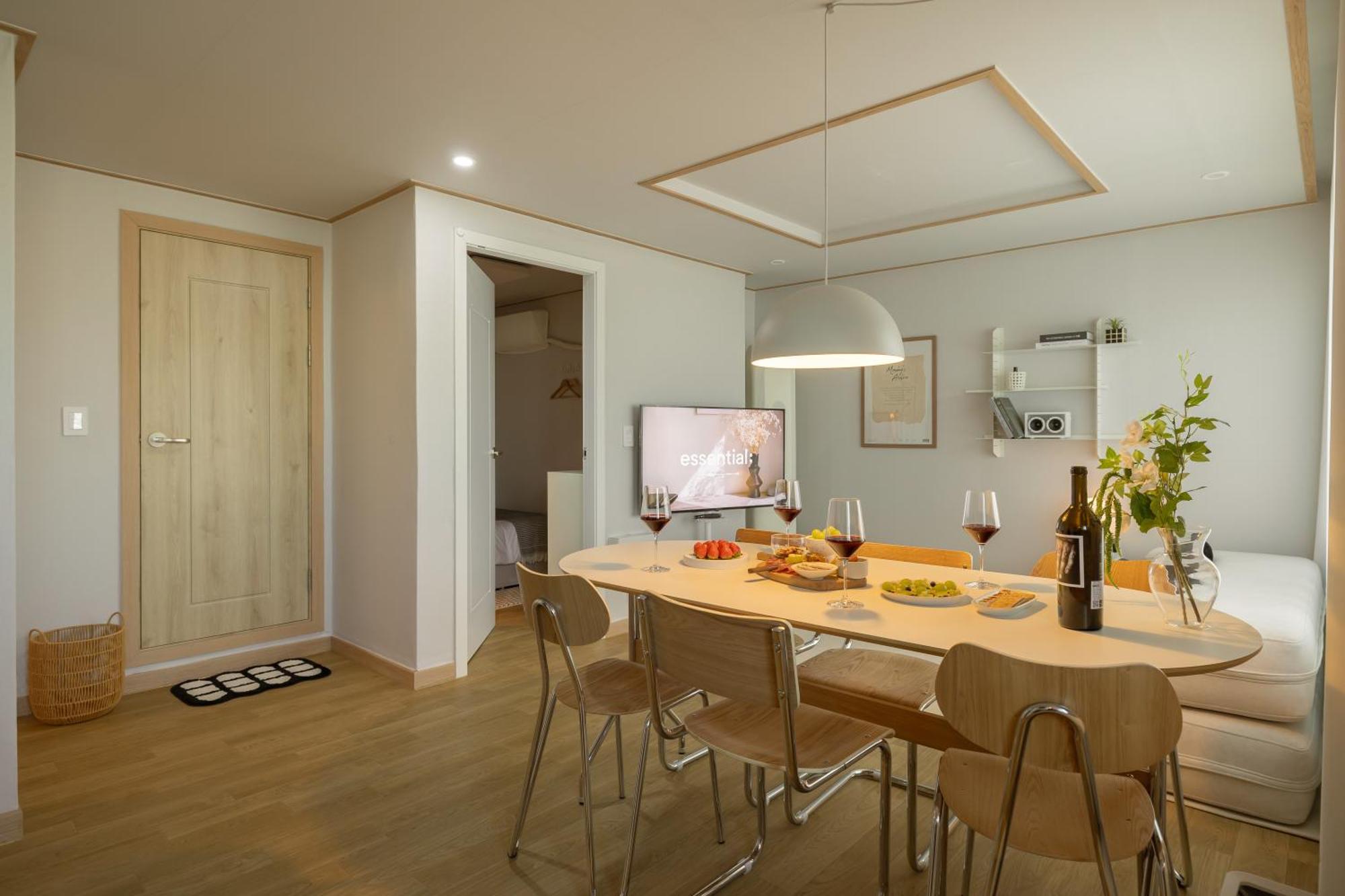 Apartment Experience The Vibrant Of At Our Stylish O-nol *