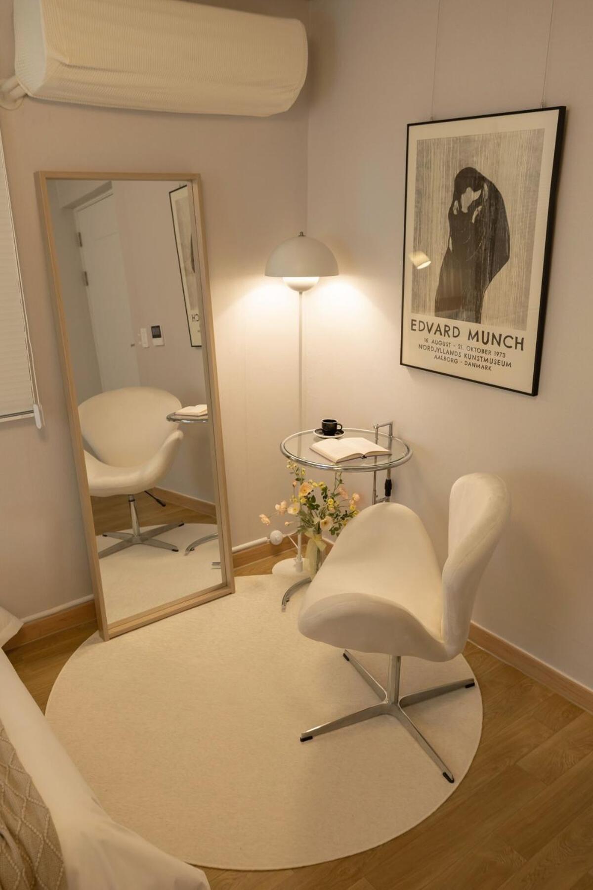 Experience The Vibrant Of At Our Stylish O-nol Seoul