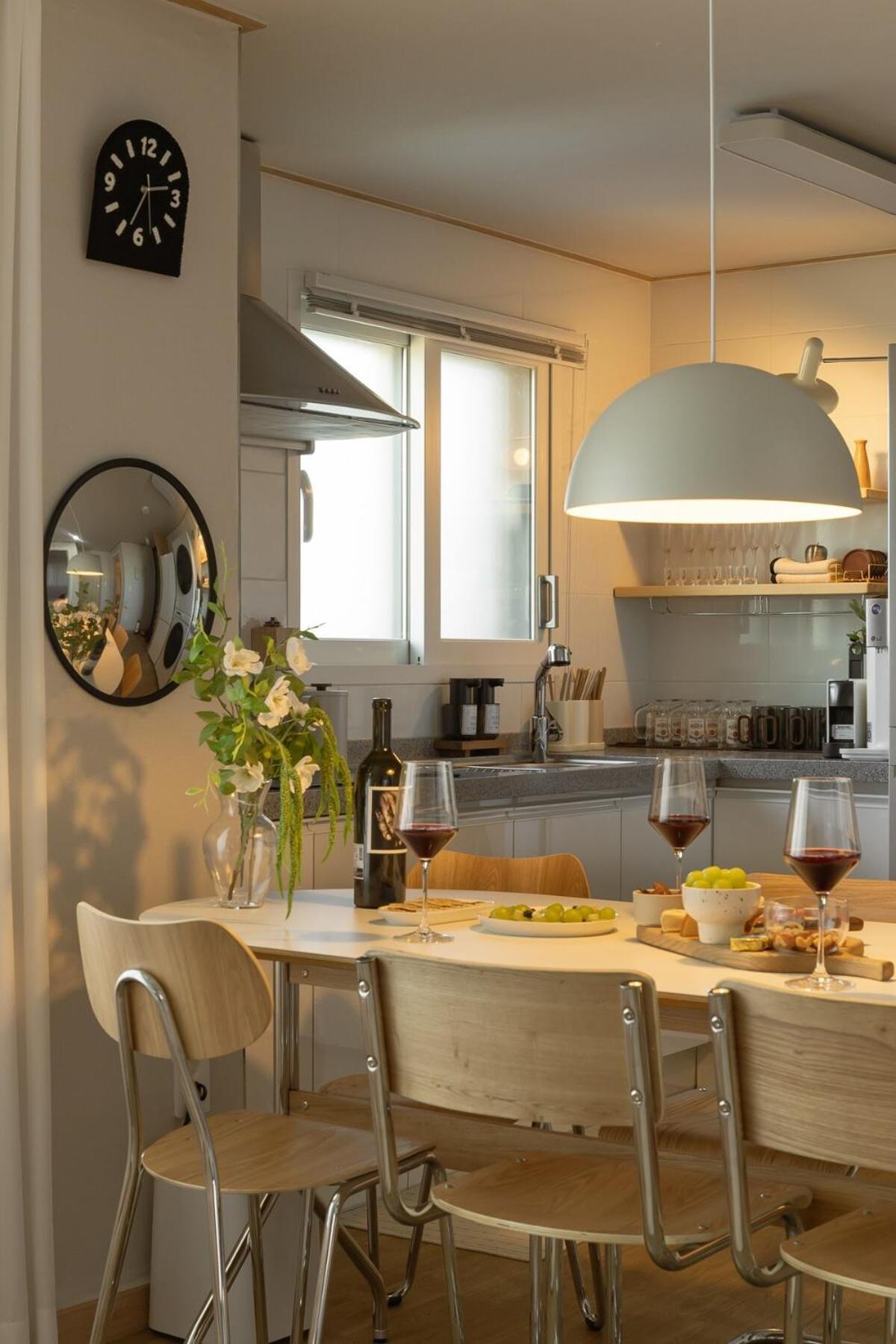 Apartment Experience The Vibrant Of At Our Stylish O-nol *