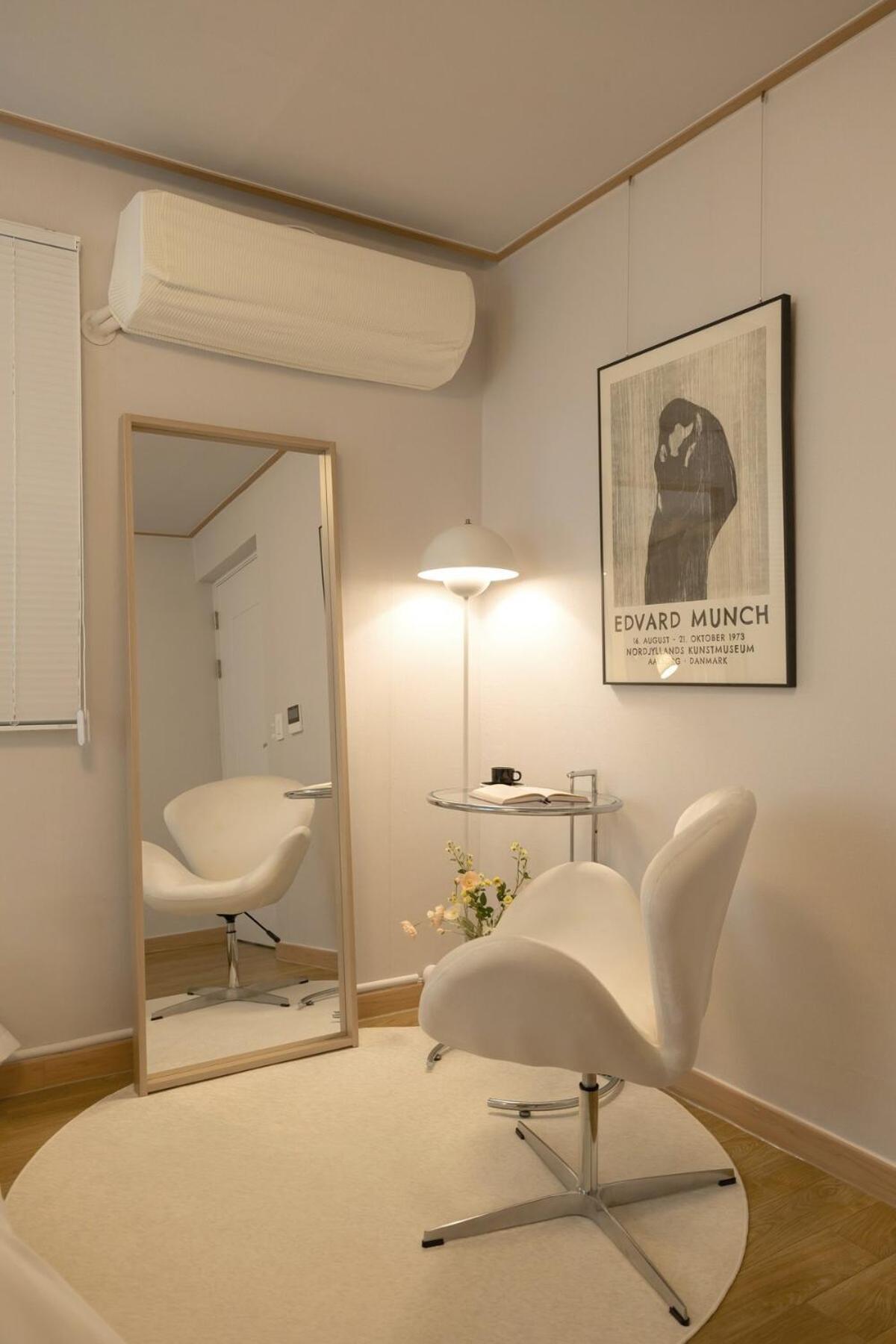 Experience The Vibrant Of At Our Stylish O-nol Seoul